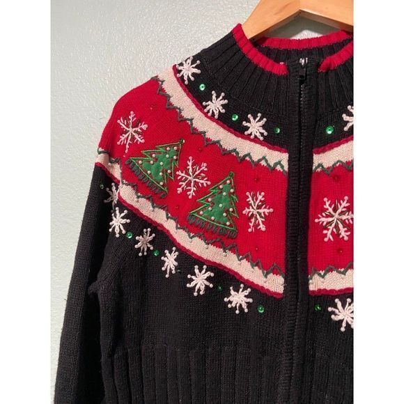 Vintage Tiara International Women’s Red and Black Christmas Sweater - Picture 3 of 8